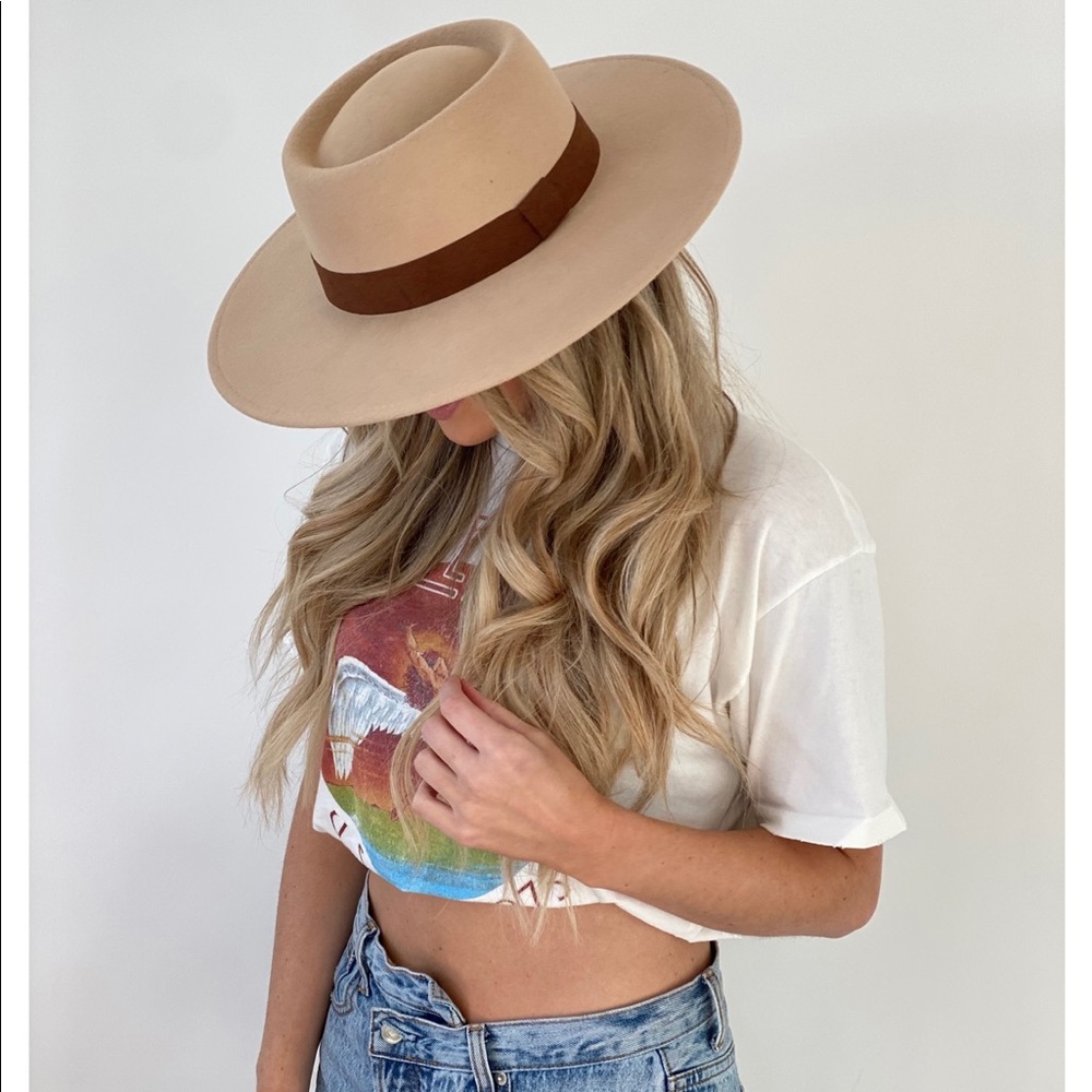 NWT- STAGECOACH Casual Days western taupe hat with brown brim band